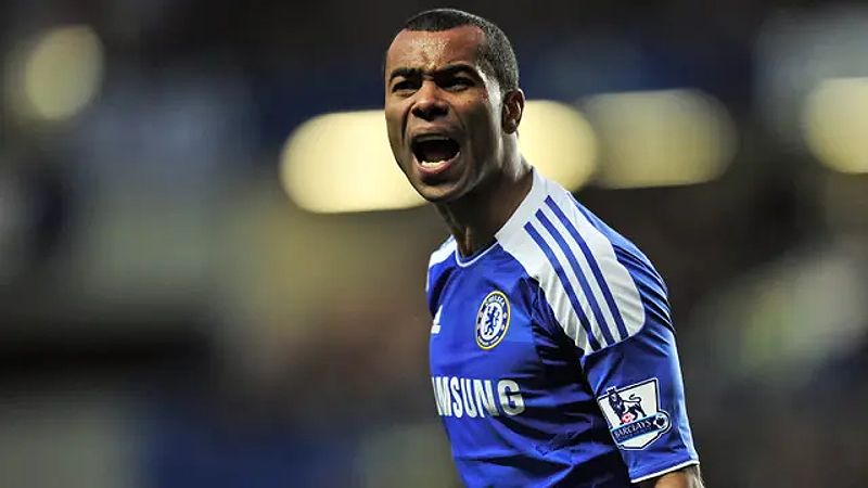 Ashley Cole saat bermain untuk Chelsea