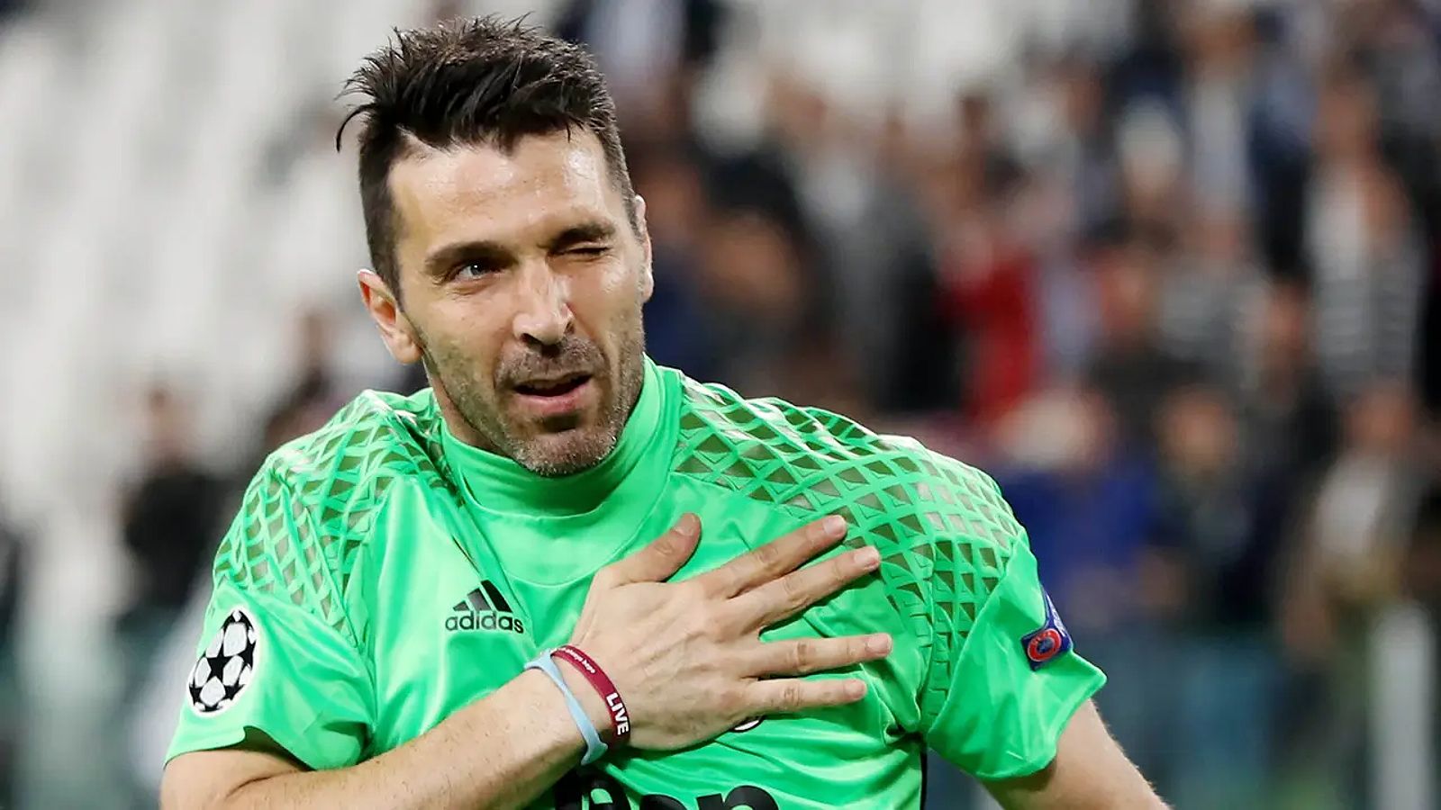 Gianluigi Buffon, Kiper Legendaris