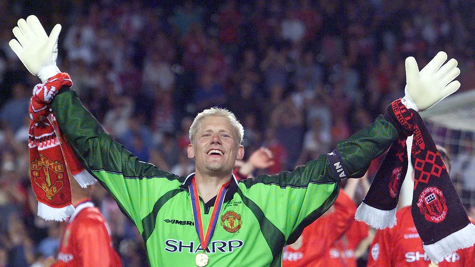 Peter Schmeichel, Kiper Legendaris Denmark