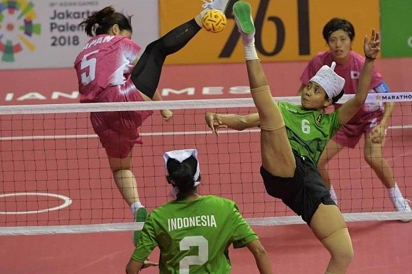 Sejarah Sepak Takraw, Kombinasi Tiga Jenis Olahraga