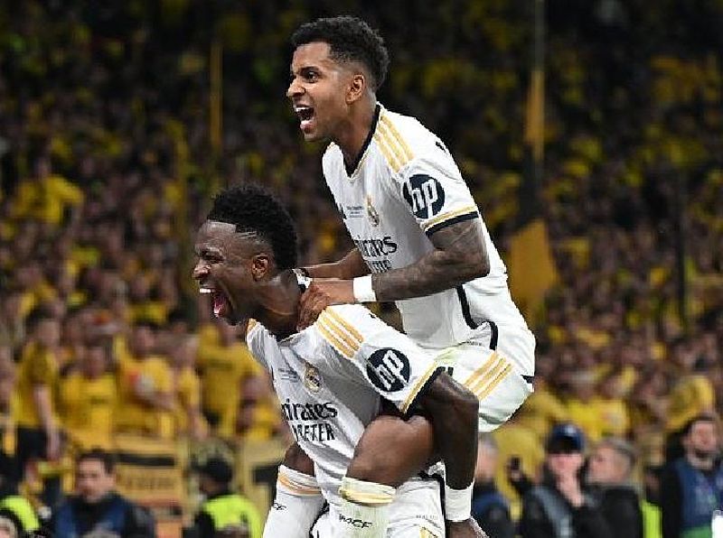 Vinicius Junior merayakan gol di final Liga Champions