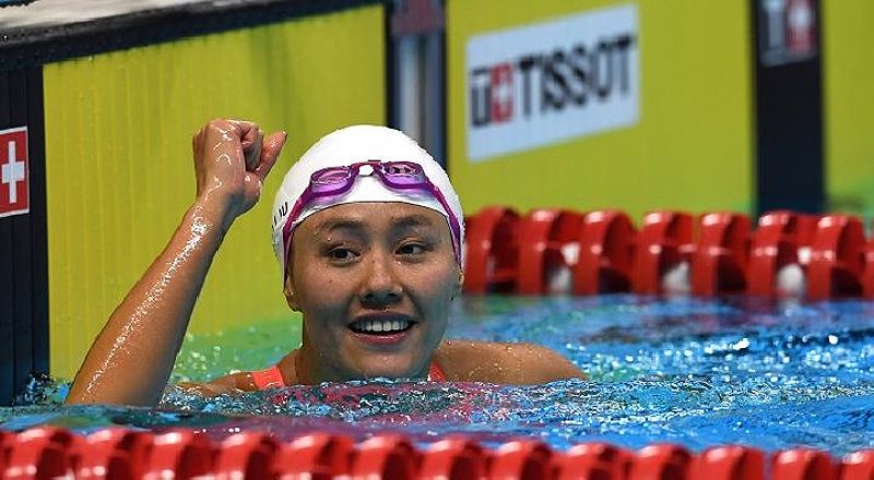 Perenang Cina Liu Xiang menjadi juara 50 meter gaya punggung putri Asian Games 2018